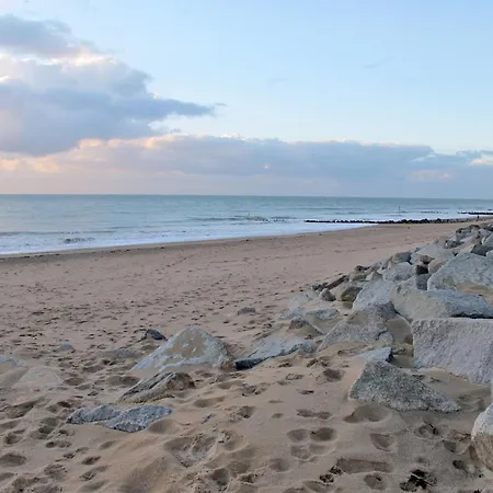 Nyaraló Les Sablons By Interhome Agon Coutainville